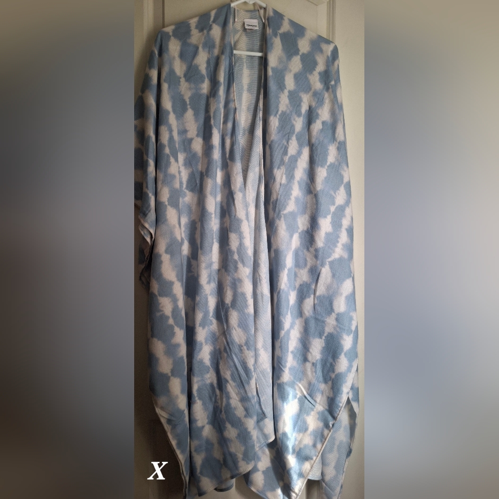 Sonoma Blue and White Poncho Cruise Casual Beach Tropical Sz Os
